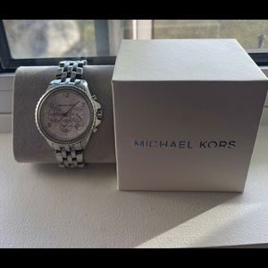 Mk5882 silver 40 mm women watch